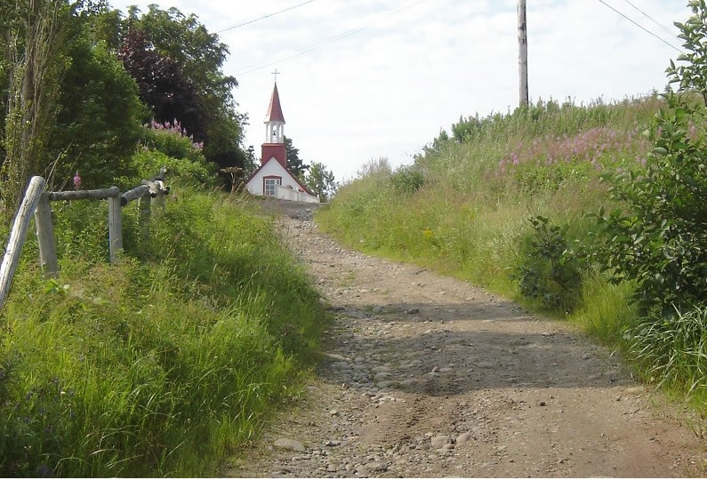Sentier pédestre menant à la plage des Îlets-Jérémie